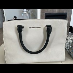 Michael Kors bag